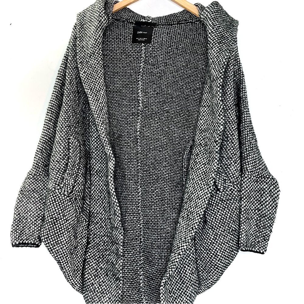 Zara Women’s Black & White Hooded Knit Sweater | Oversized Cozy Cabincore Size S